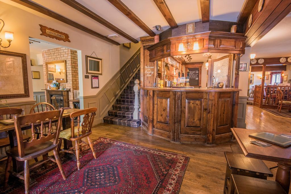 The Burley Inn Bagian luar foto